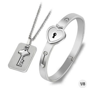 Soufeel Necklace w/Key & Bracelet Lock Set Love Jewelry. Brand New.